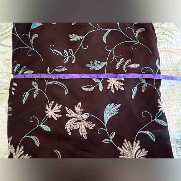 NWT- Ann Taylor Loft Brown Linen Pencil Skirt w Floral Embroidery in Size 6 - Picture 13 of 14